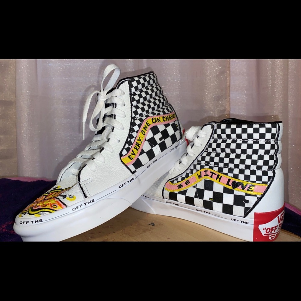 Custom Vans - Picture 8 of 10
